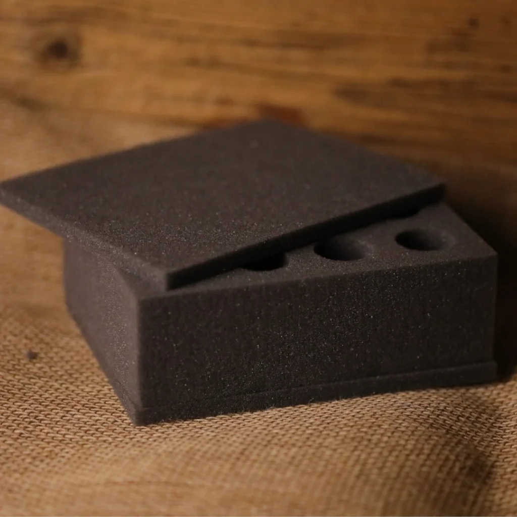 Foam insert for shipping hatching eggs – 12 quail eggs